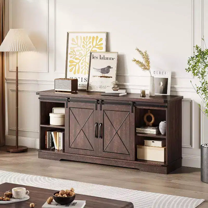 Meuble TV de style rustique pour téléviseurs jusqu'à 65 pouces avec portes coulissantes de grange et étagère réglable, table console de rangement pour médias TV