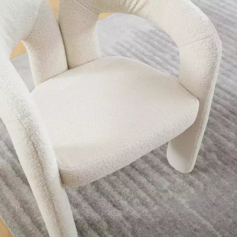 Chaise d'appoint moderne en chenille douce - Fauteuil barillet à dossier ouvert à 3 pieds - Ensemble de 2 chaises de salle à manger confortables (beige)