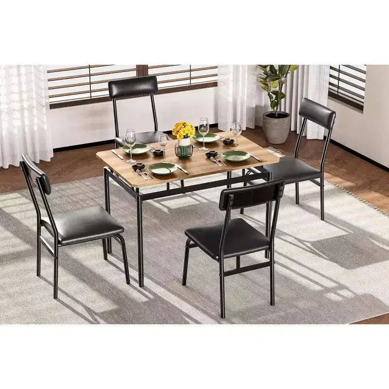 Ensemble de salle à manger 5 pièces avec table en bois et 4 chaises rembourrées en similicuir, cadre en métal industriel, ensemble de cuisine et salle à manger compact.