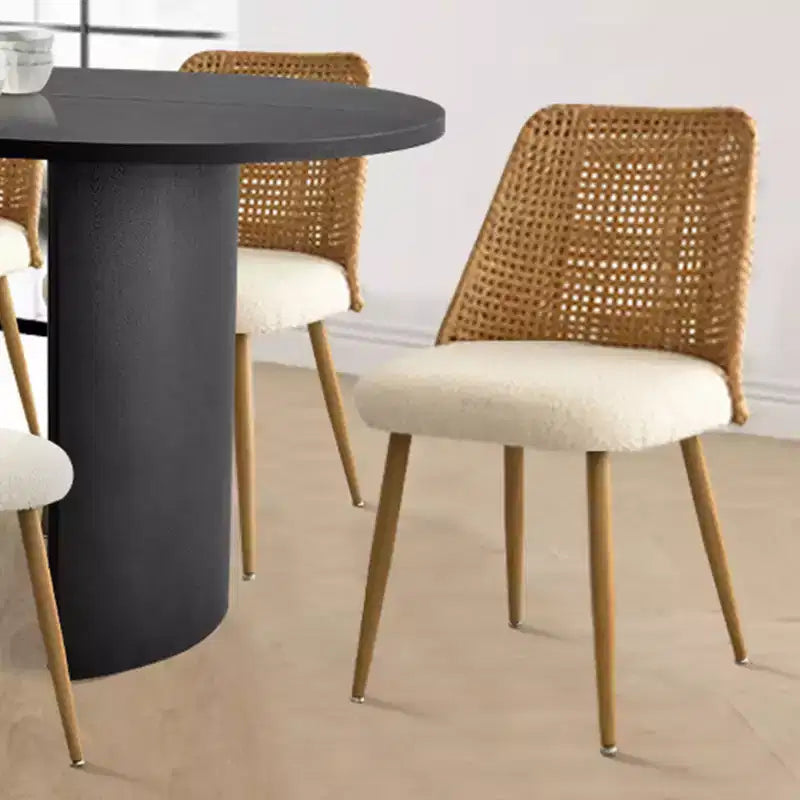 Ensemble de salle à manger moderne pour 8 personnes, table ovale de 79 po et chaises rembourrées à dossier en rotin, parfait pour les cuisines - Panipeachy