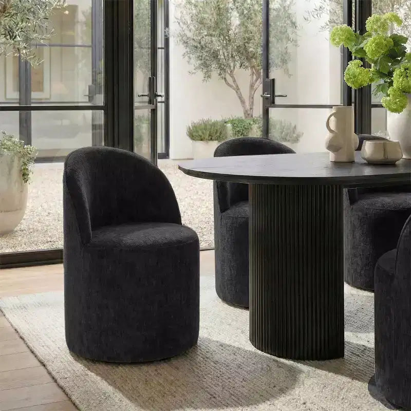 Ensemble table à manger pour 6, table ovale noire, chaises de salle à manger roulantes rembourrées avec roulettes, chenille texturée 360 g/m² - Panipeachy