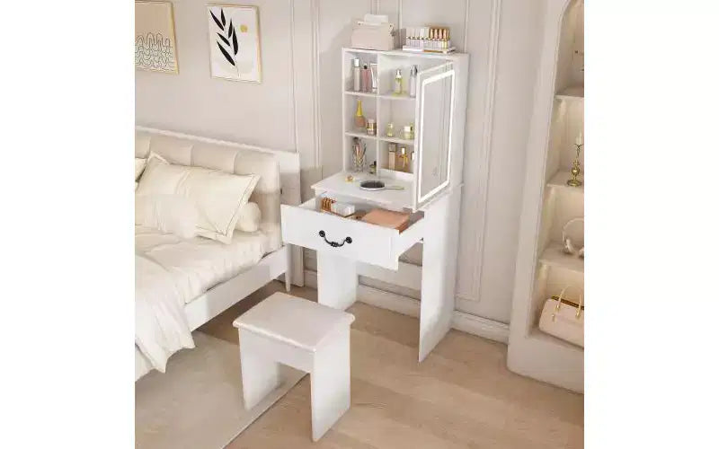 JVNOXK Coiffeuse Moderne Mini avec Miroir LED Dimmable, Espace de Rangement Caché, Étagères Multi-Niveaux et Tabouret Rembourré, Blanc
