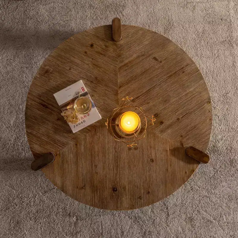 Table basse ronde à chevrons de 36,61 pouces, style rustique avec pieds fuselés et finition en bois vieilli naturel, idéale pour le salon