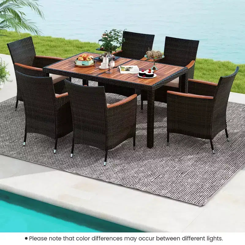 Ensemble de salle à manger d'extérieur en osier Costway 7 pièces avec table en bois d'acacia et 6 chaises empilables